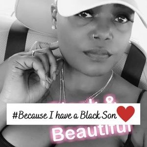 Meet your Posher, Latisha